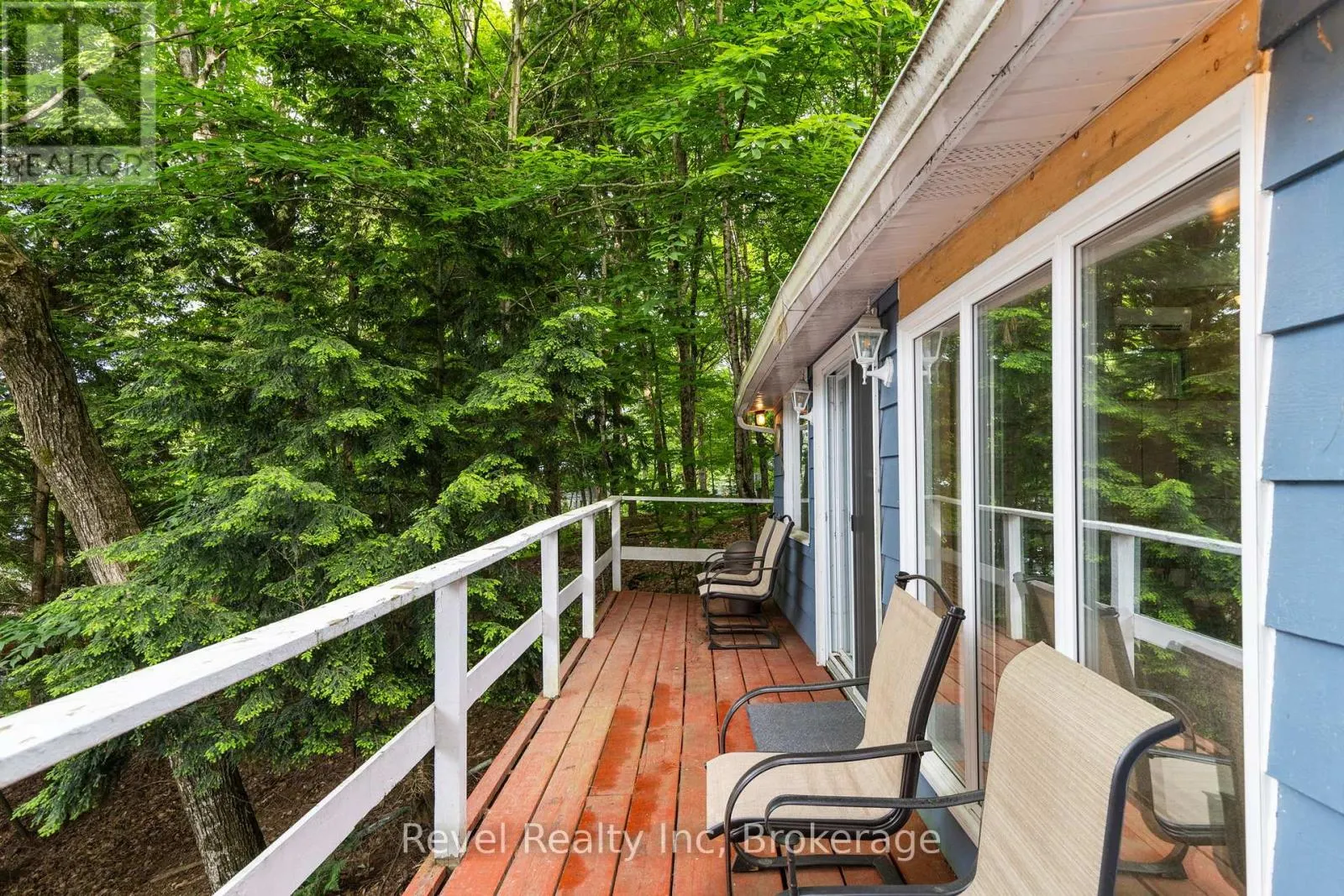 1096 COWAN PARK ROAD