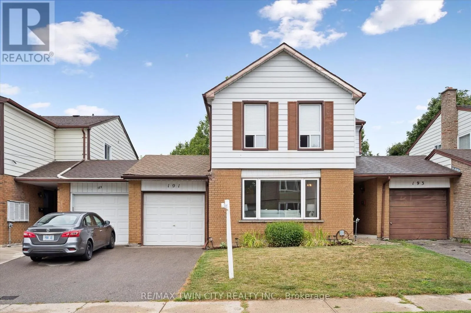 191 SILVER ASPEN CRESCENT