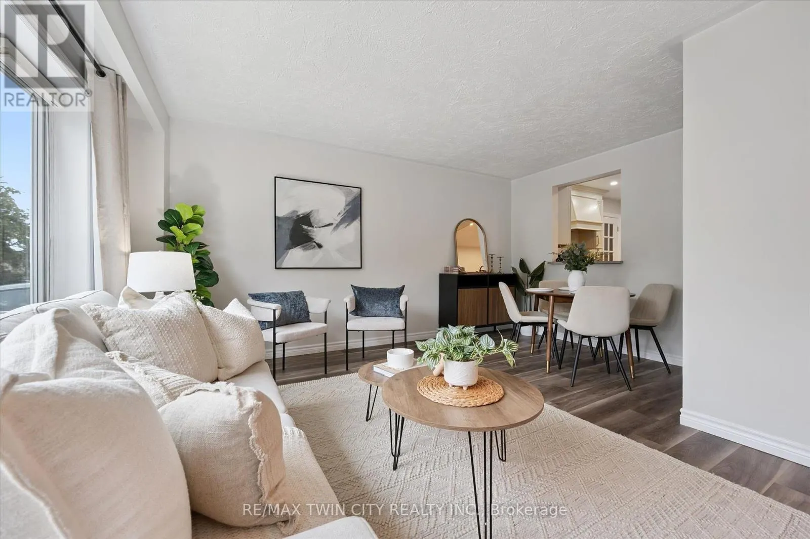 191 SILVER ASPEN CRESCENT