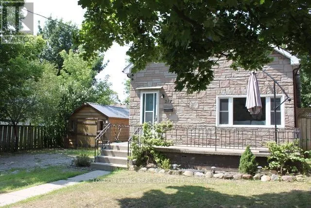 217 GILES STREET