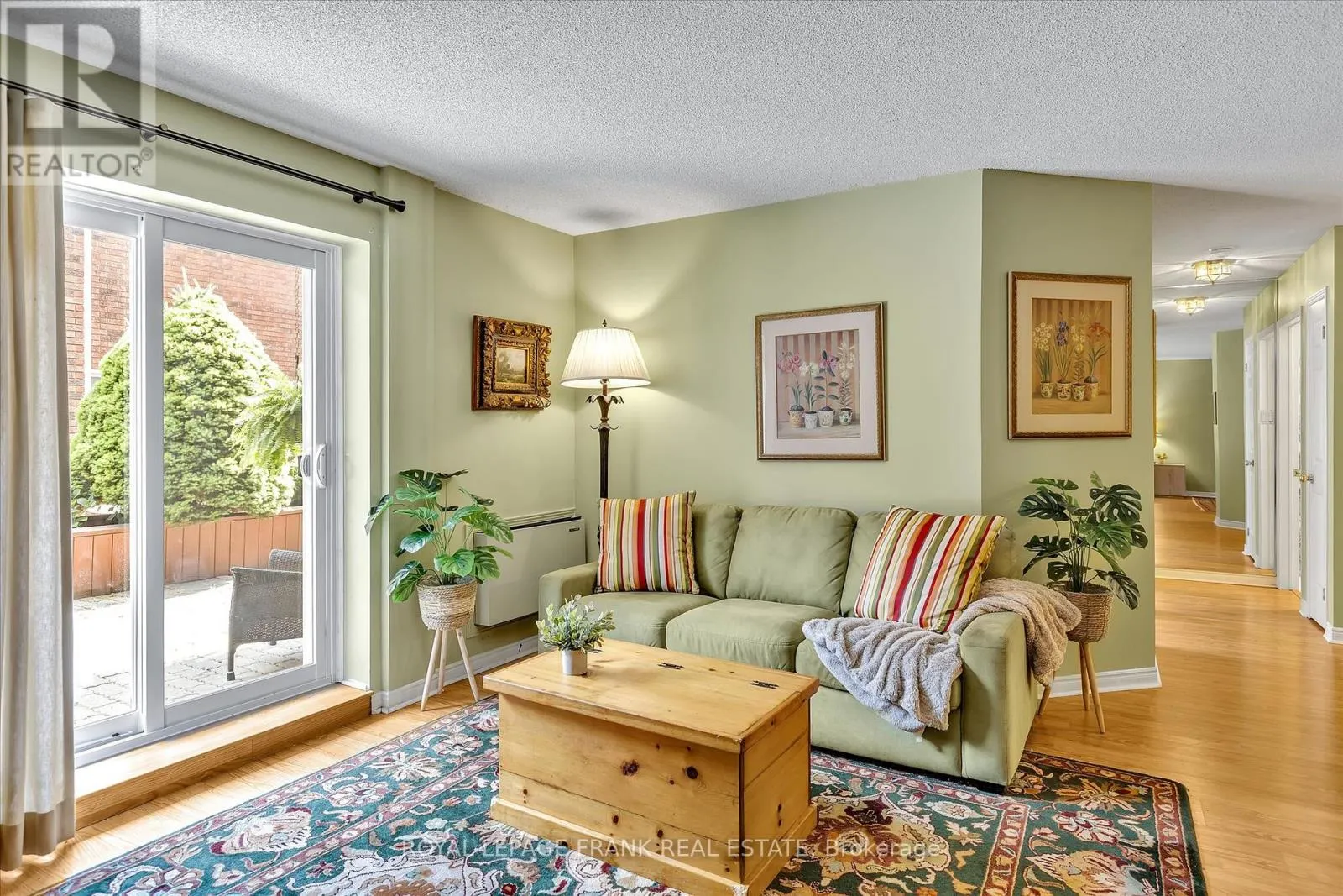 115 - 475 PARKHILL ROAD W, #115