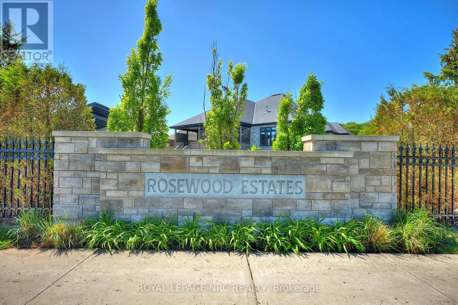 60 ROSEWOOD CRESCENT