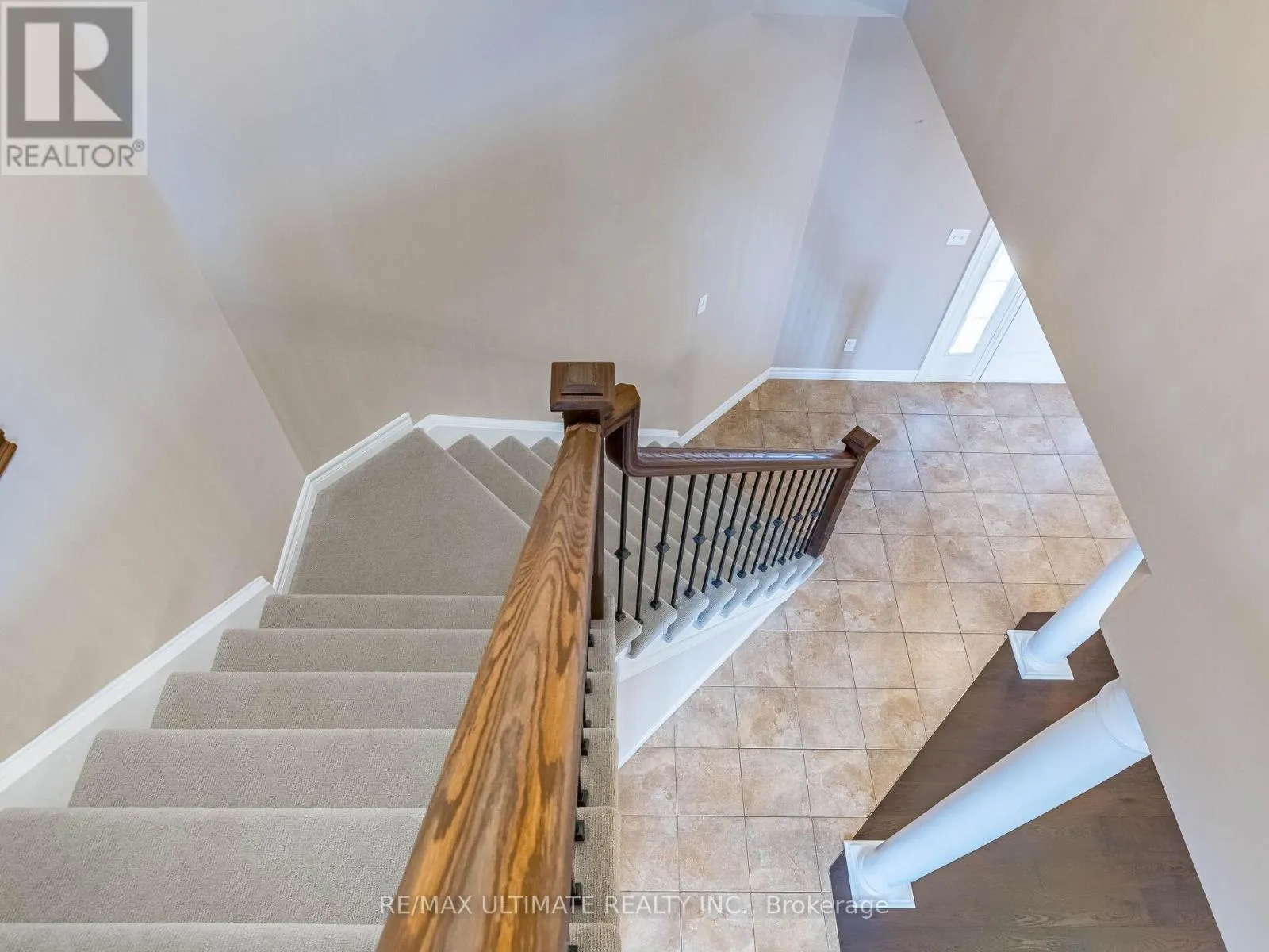 621 THOMAS SLEE DRIVE