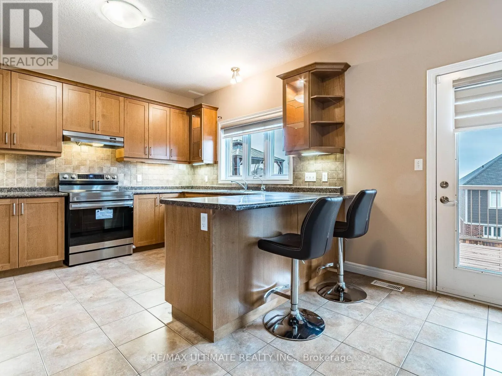 621 THOMAS SLEE DRIVE