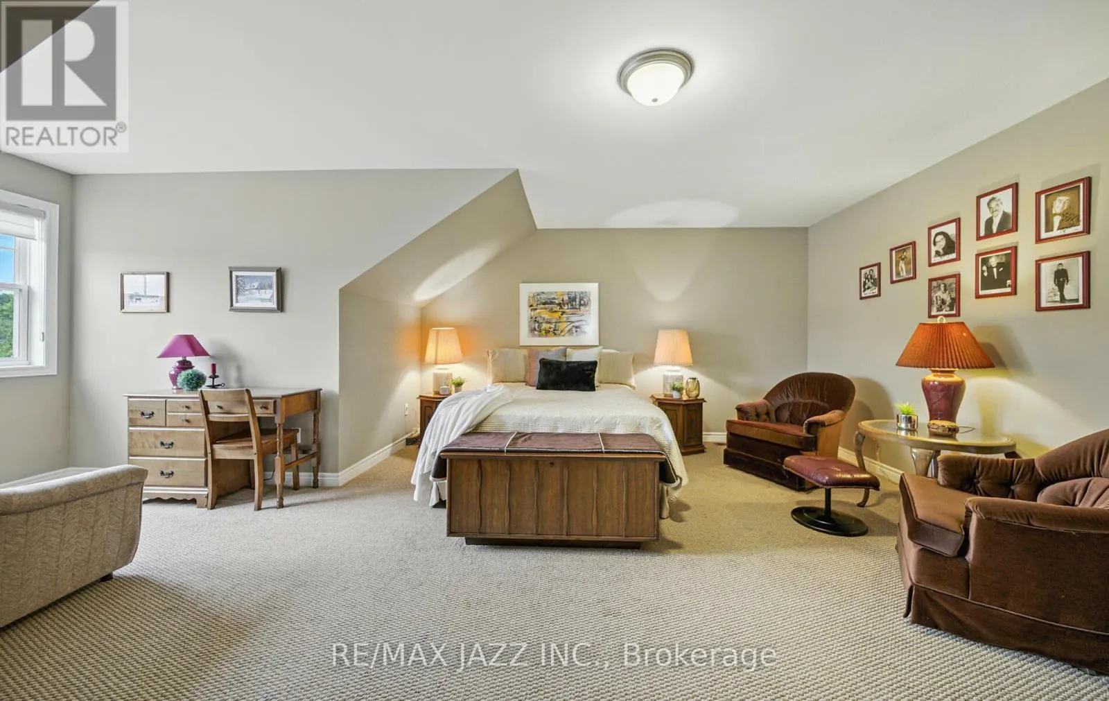 393 LAKESHORE ROAD