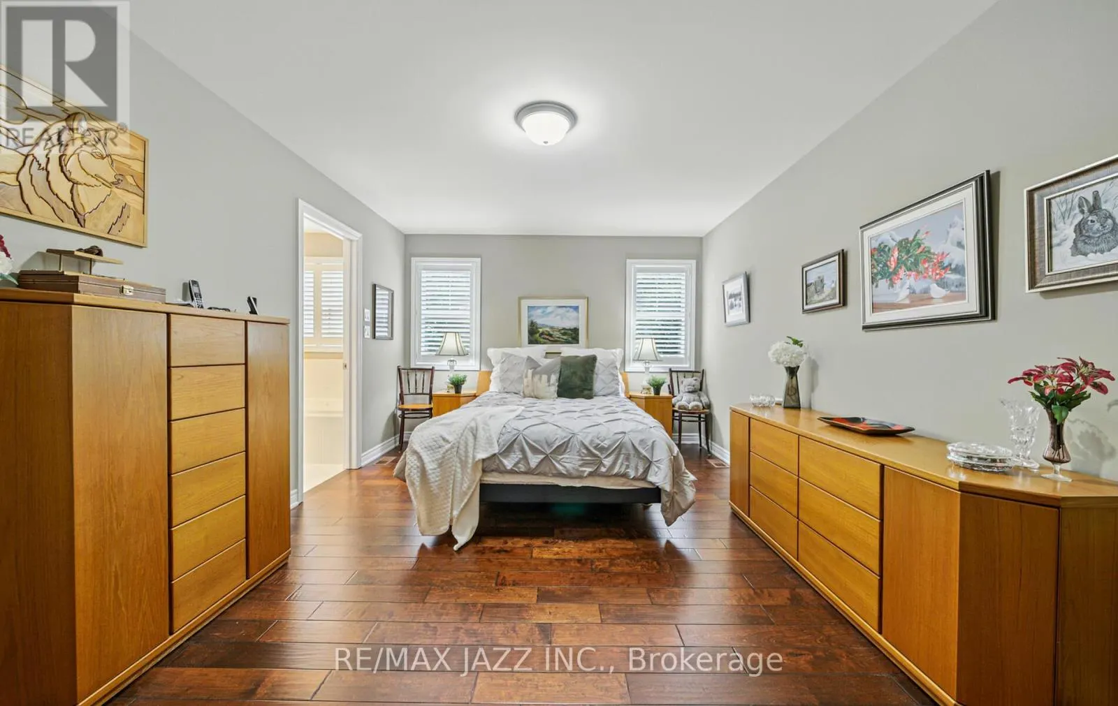 393 LAKESHORE ROAD