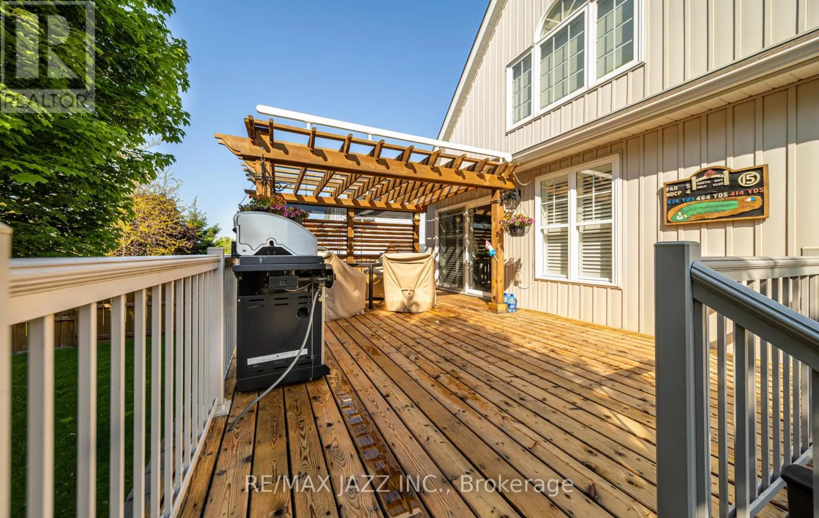 393 LAKESHORE ROAD