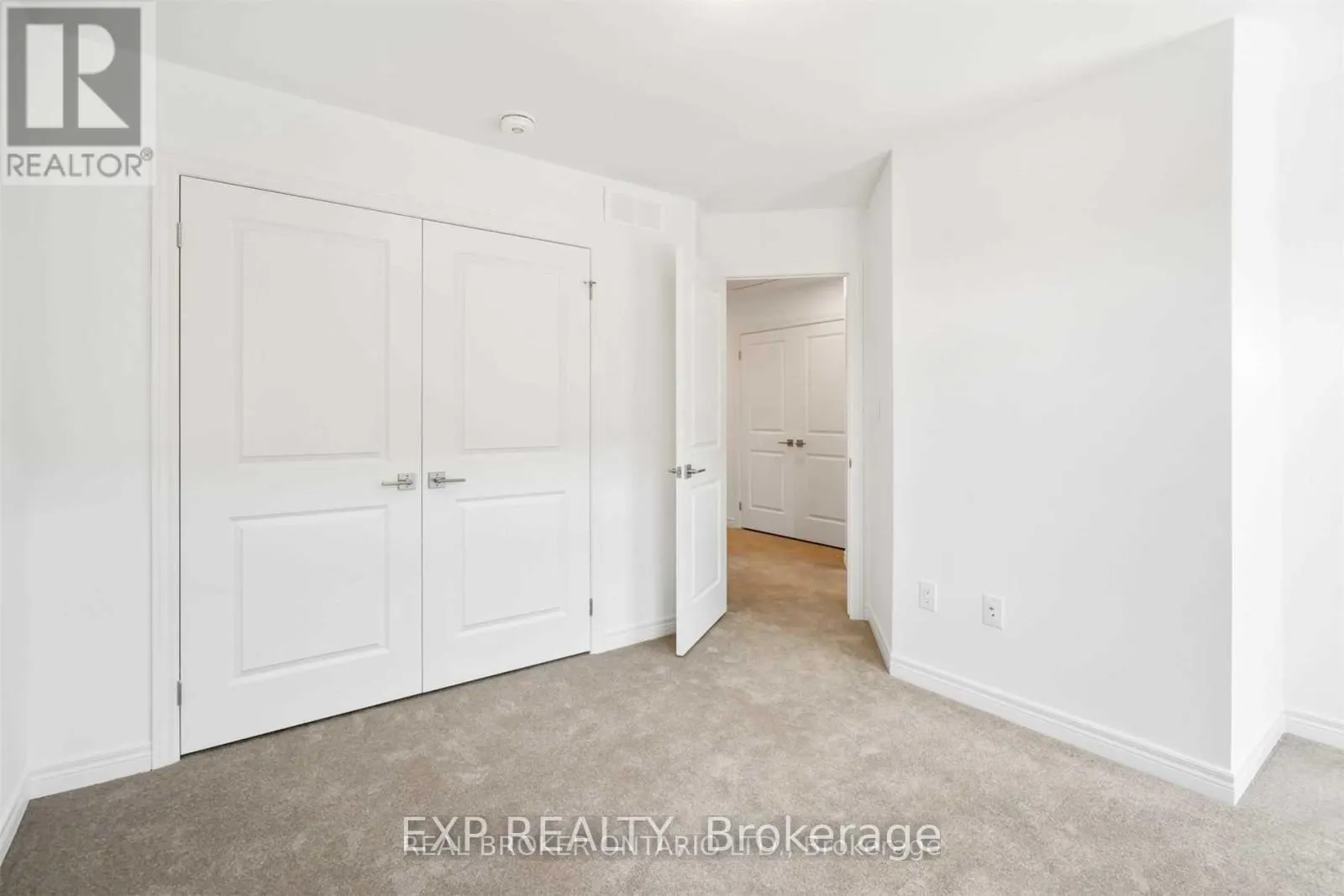 141 SUMMERSIDES BOULEVARD