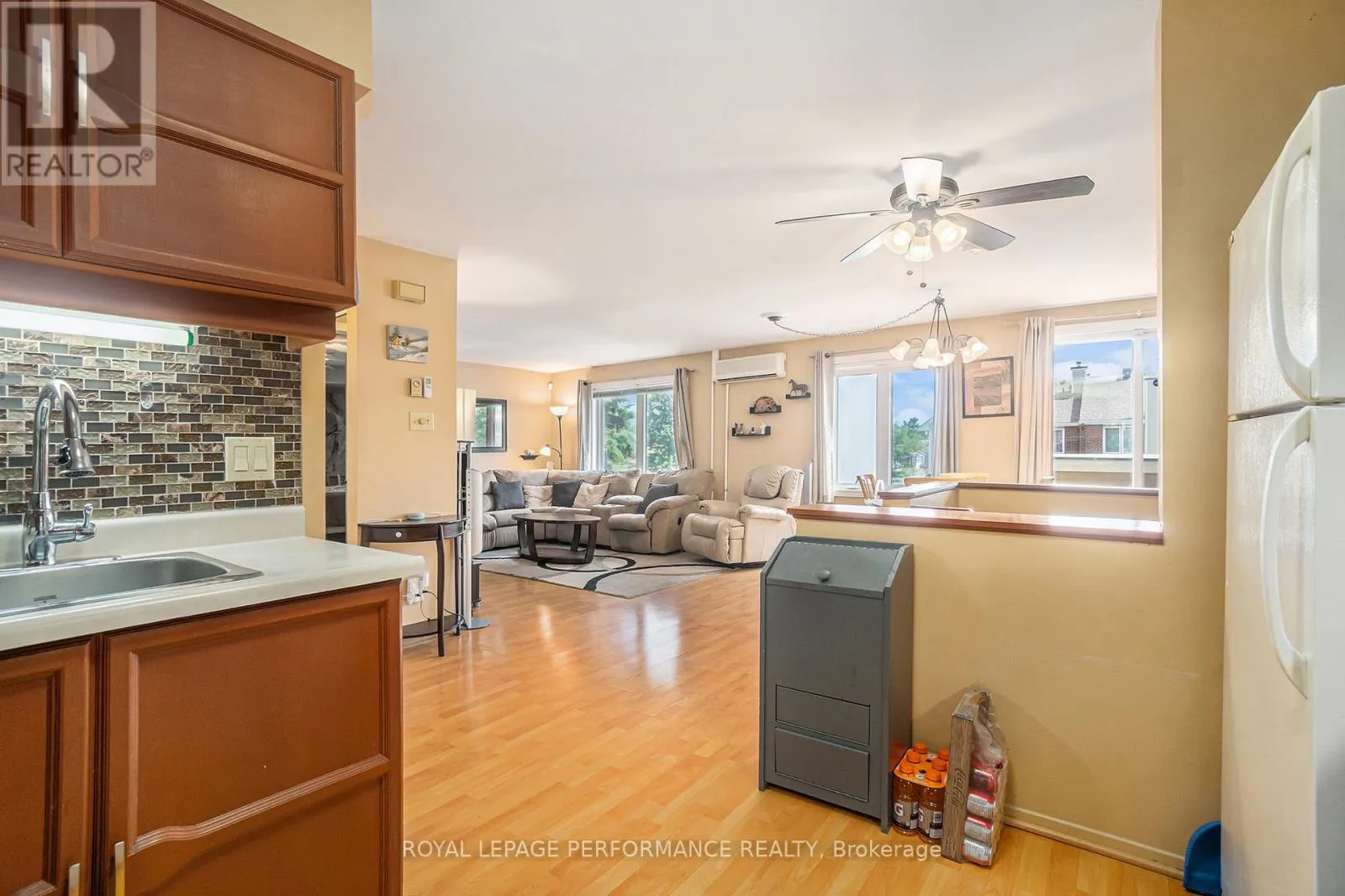 201 - 1765 CABARET LANE