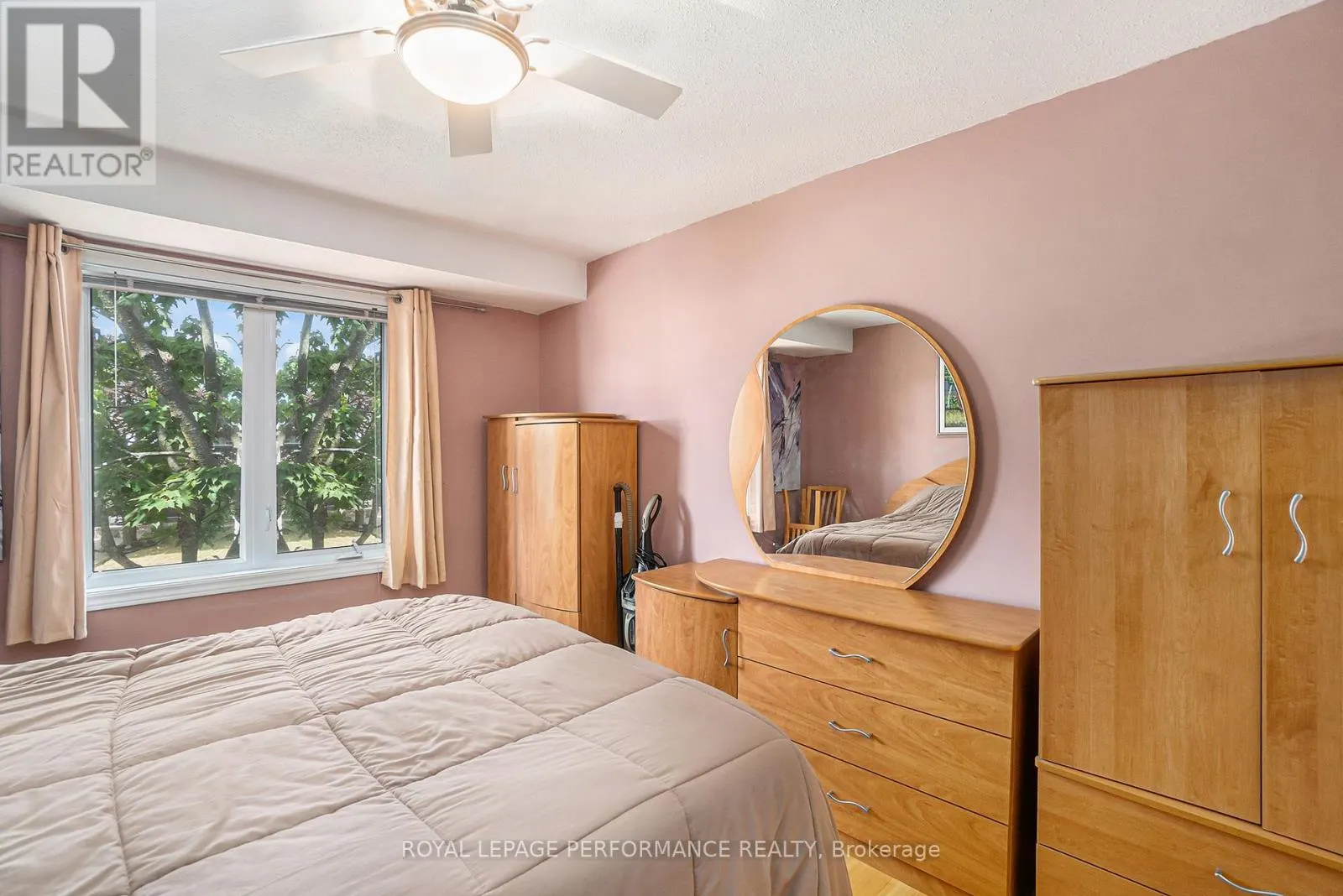 201 - 1765 CABARET LANE