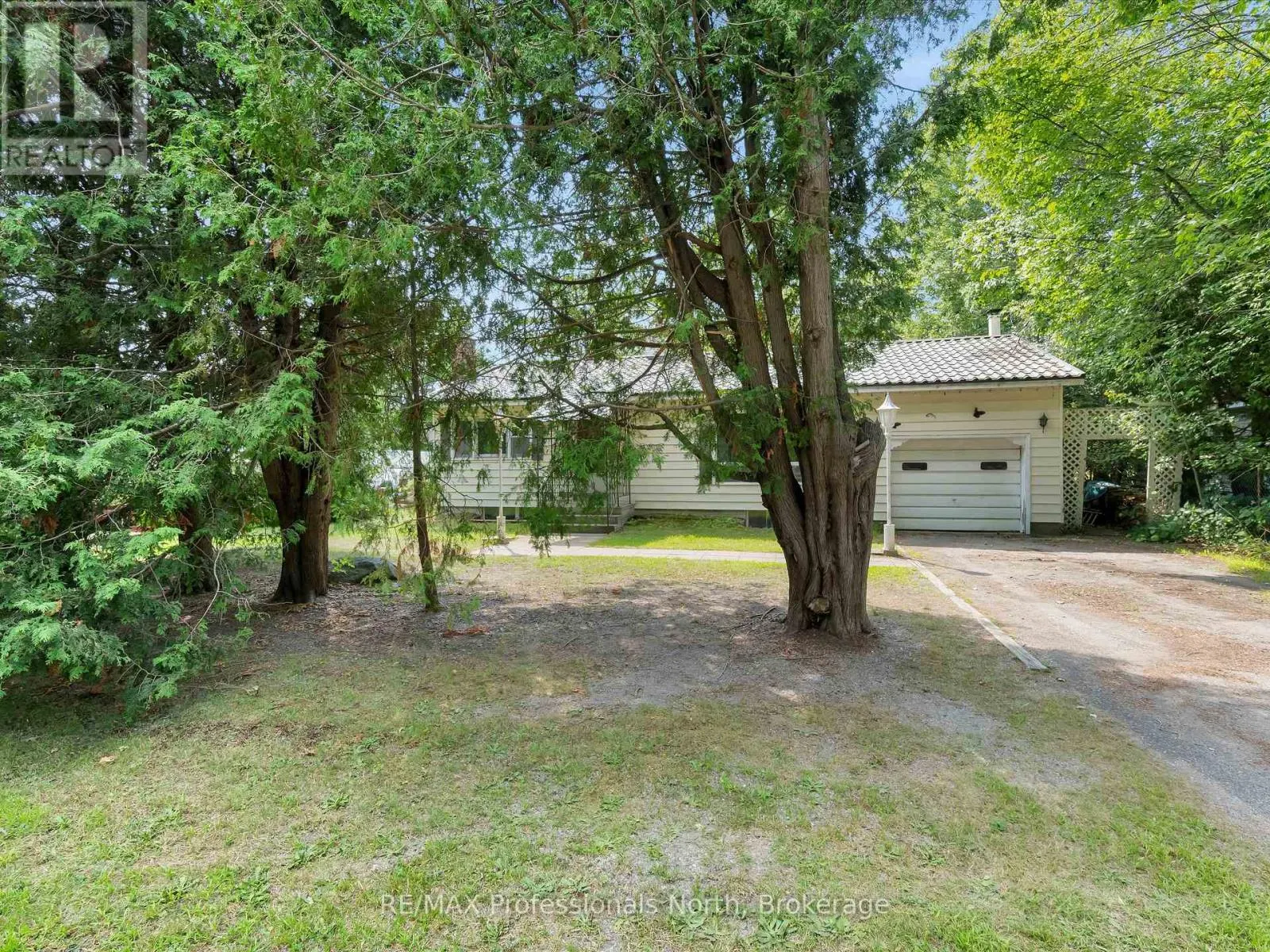 1716 GRAVENHURST PARKWAY