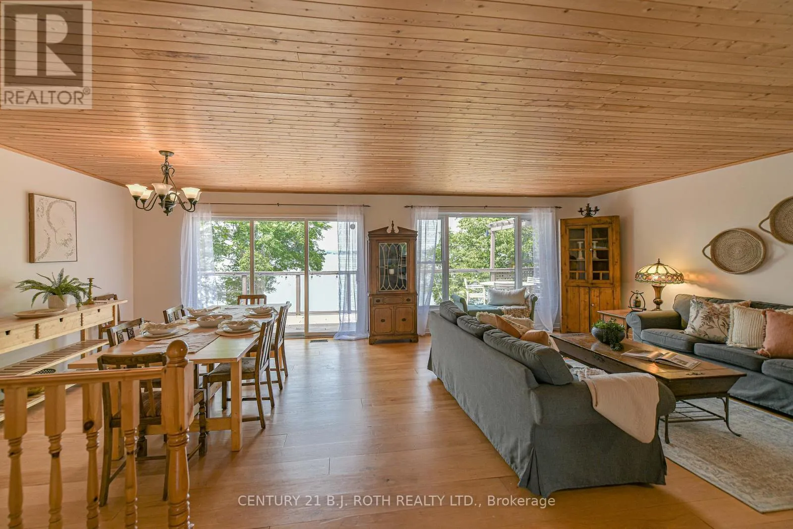 71 CAMPBELLS BEACH ROAD