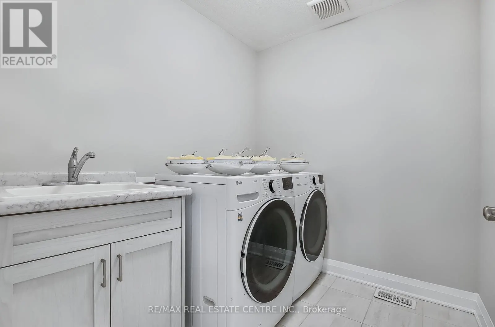 291 RASPBERRY PLACE