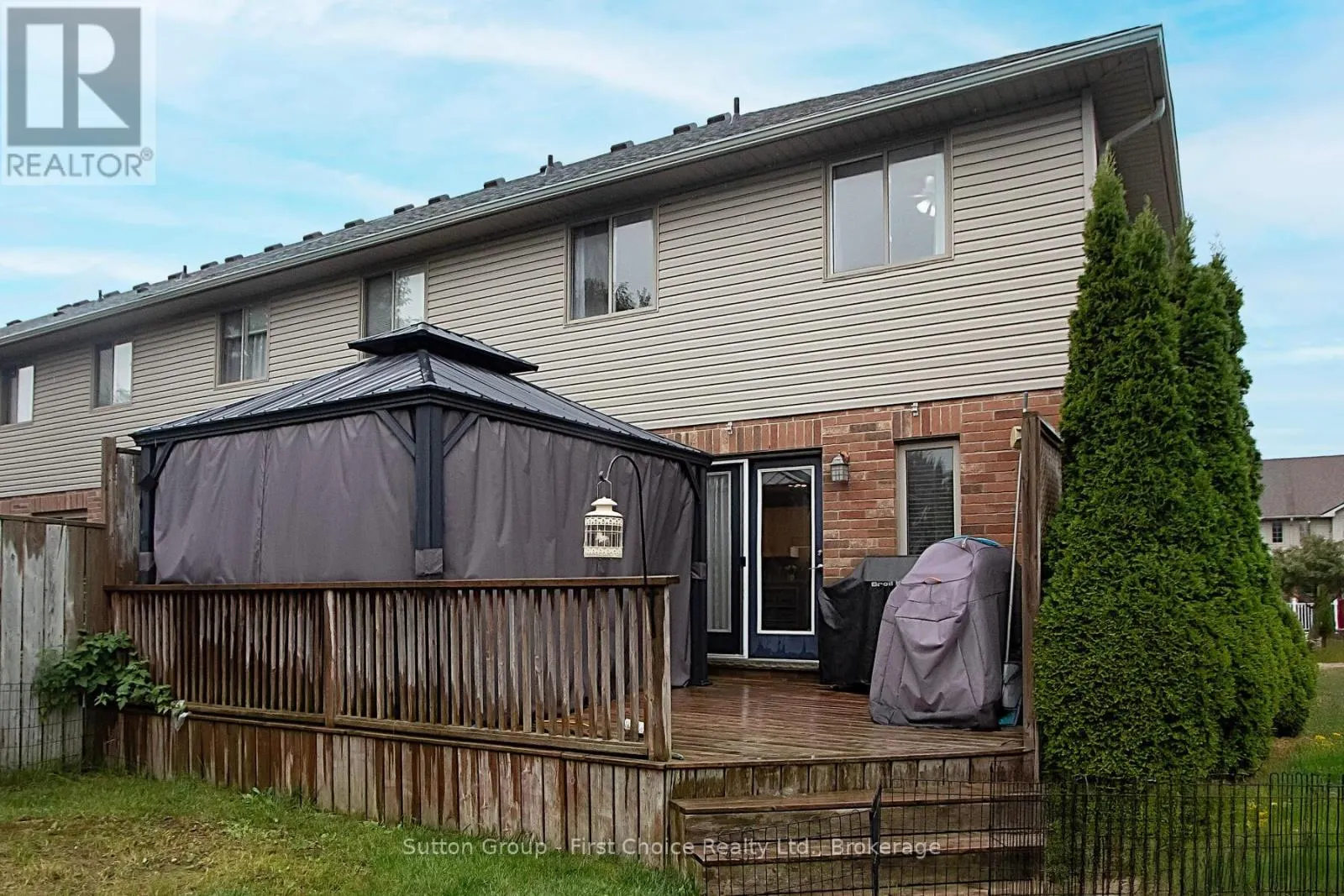 35 HYDE ROAD