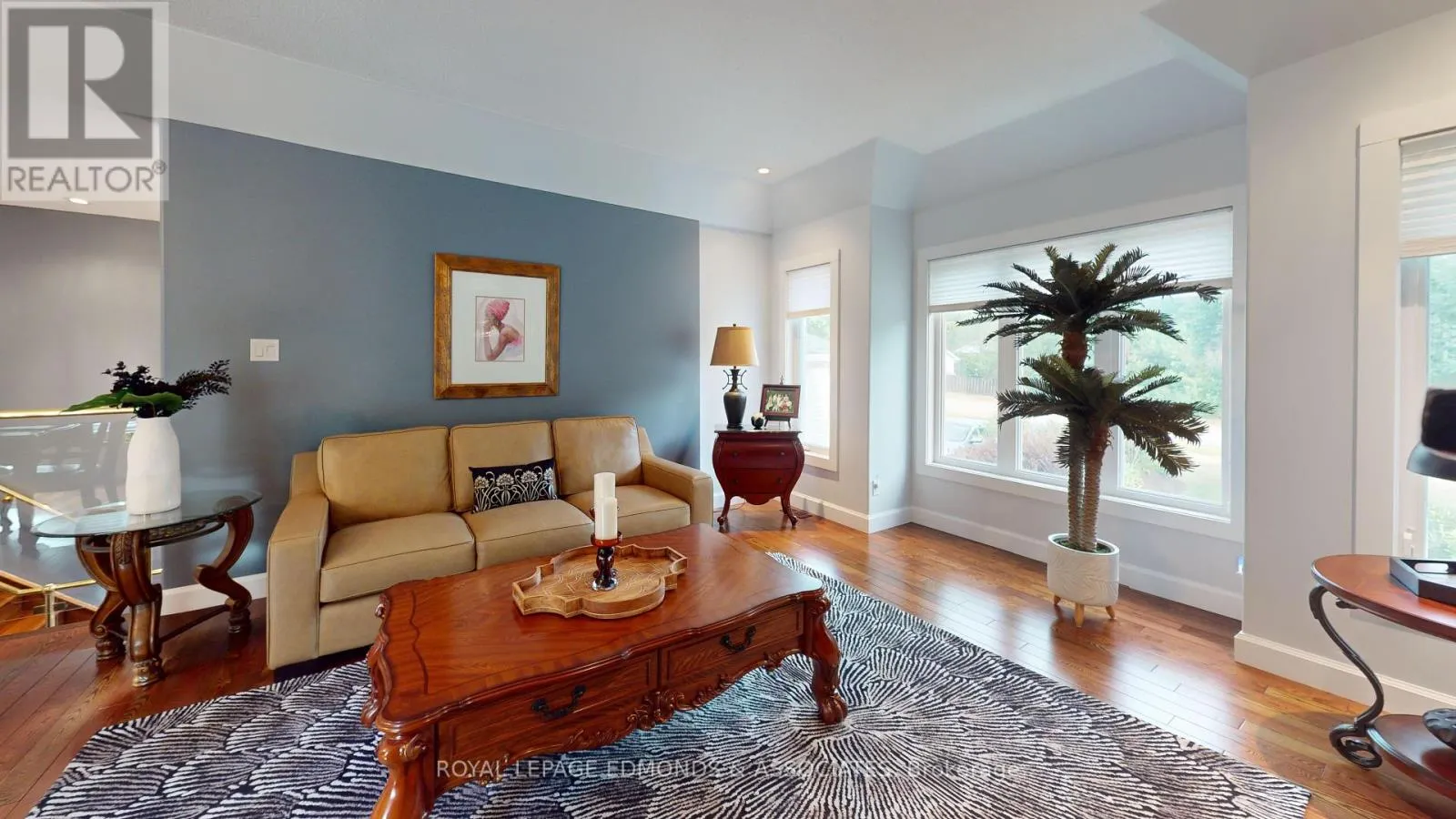 4 JAMIE CRESCENT