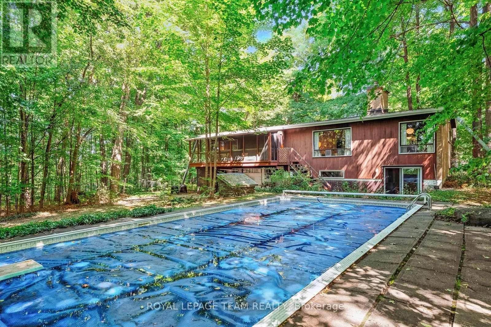 16 KINDLE COURT