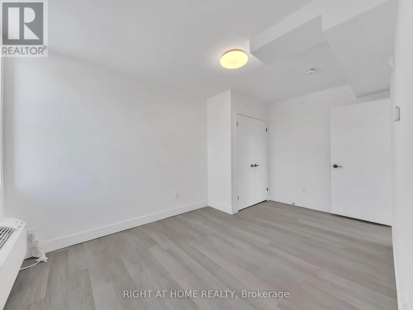 204 - 1804 DROUILLARD ROAD