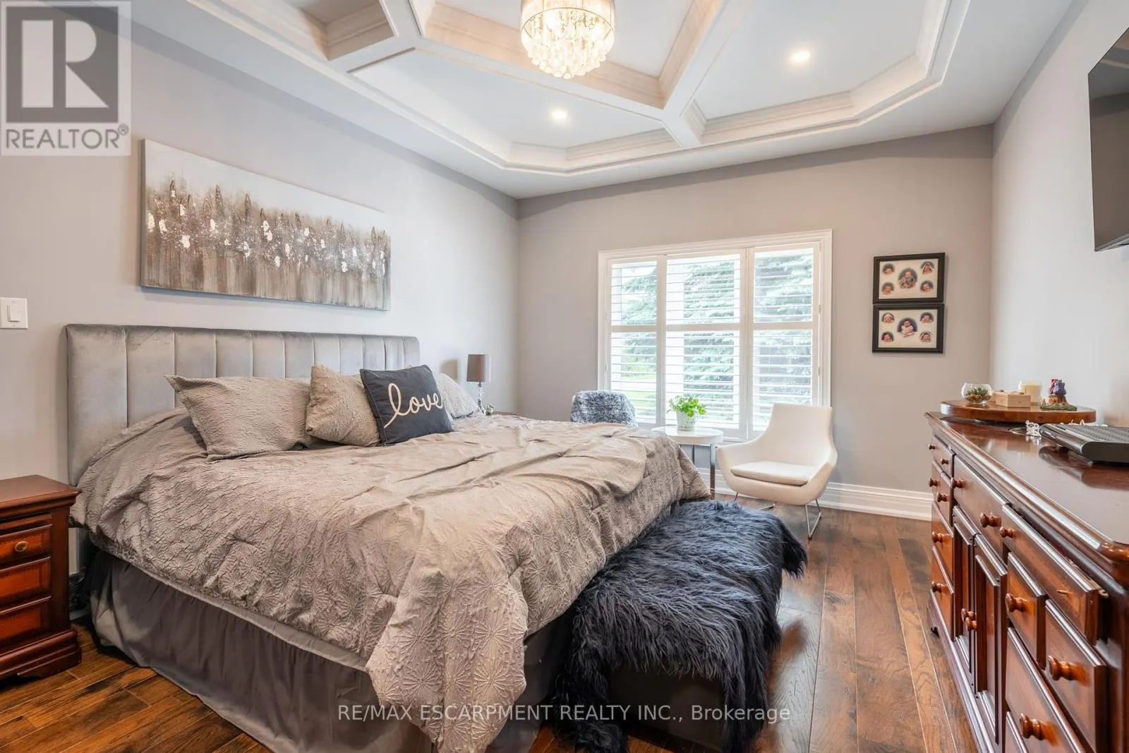 979 GARDEN LANE
