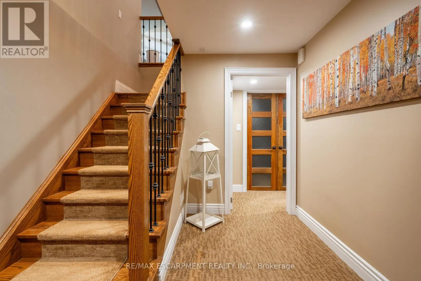 979 GARDEN LANE