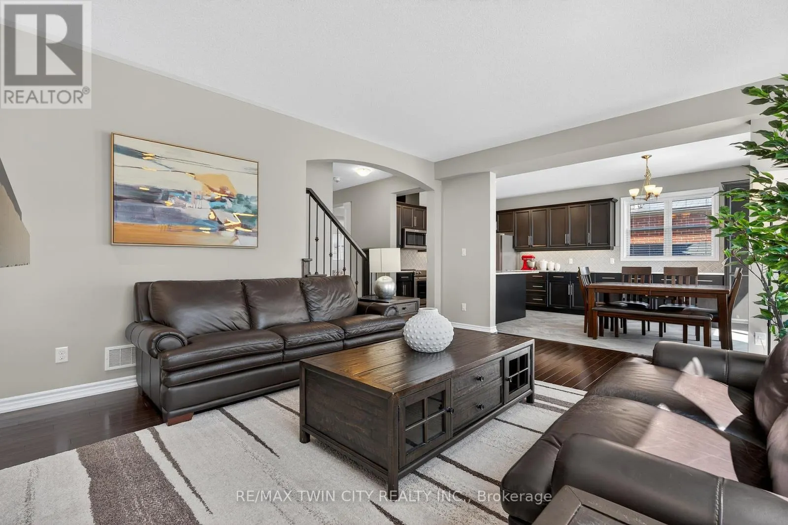 52 TREMAINE DRIVE
