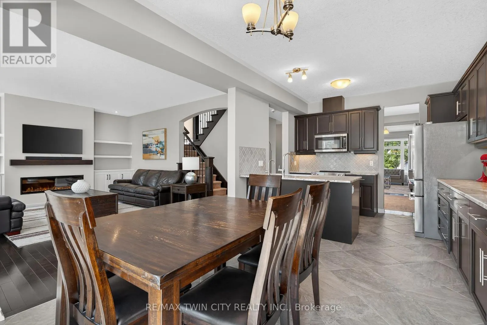 52 TREMAINE DRIVE