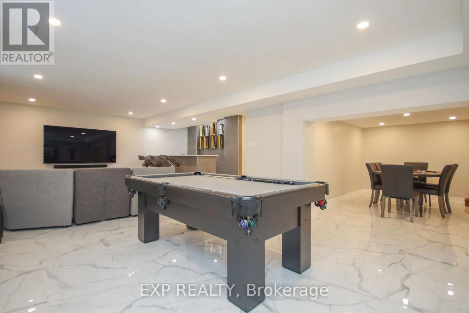 4559 KELLY FARM DRIVE