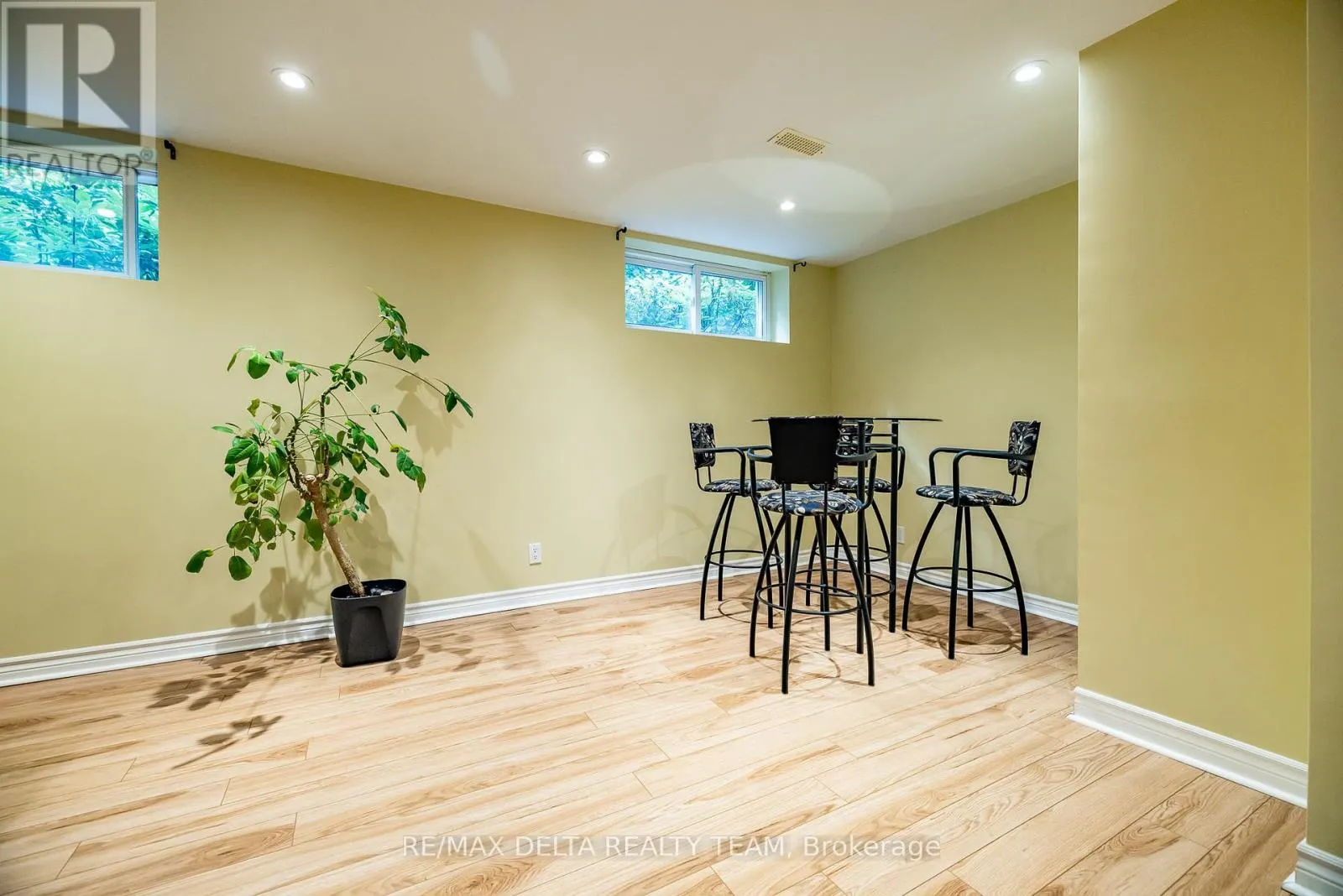 1340 GEORGES VANIER DRIVE