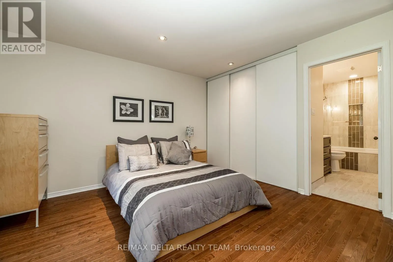 1340 GEORGES VANIER DRIVE