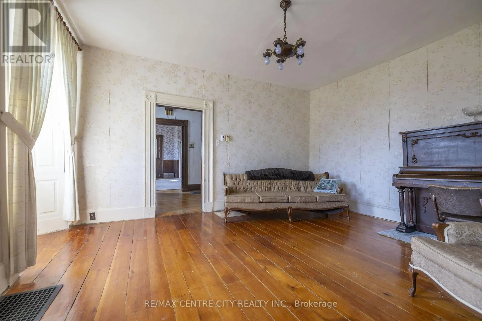 6519/6523 COUNTY ROAD 29 LT 6 CONC 8