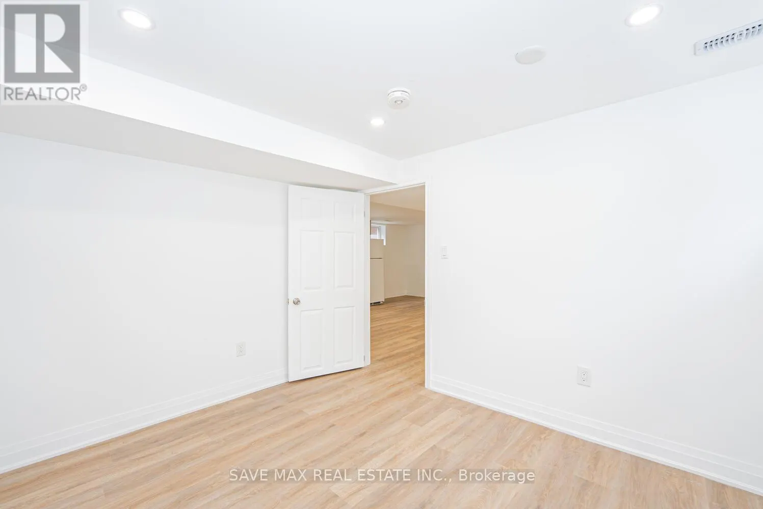 248 WEST 18TH STREET