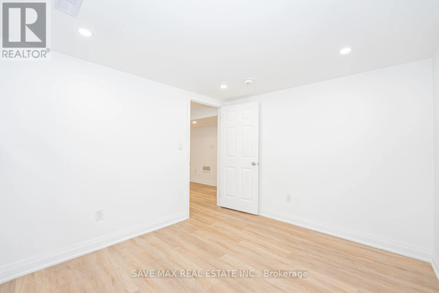 248 WEST 18TH STREET