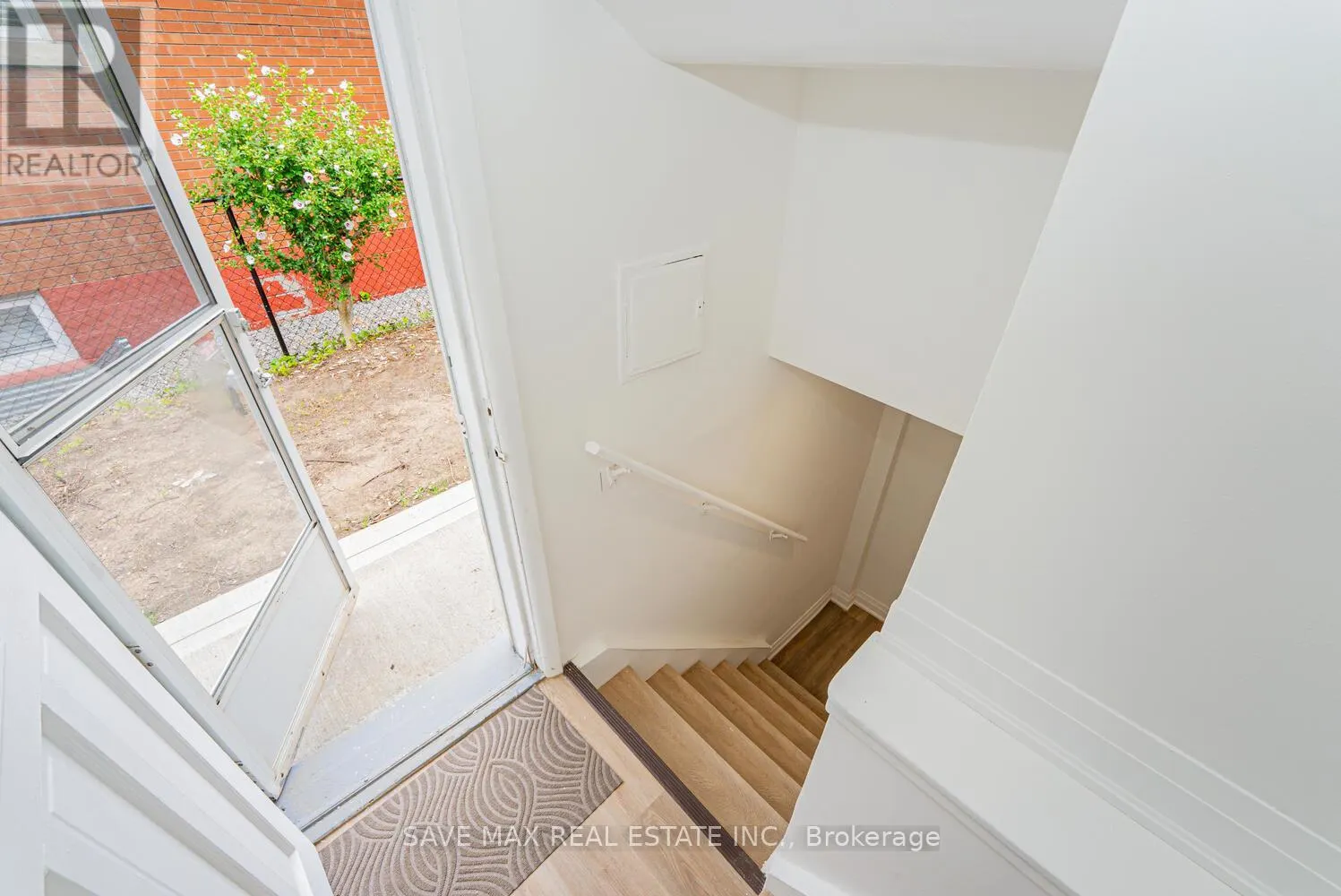 248 WEST 18TH STREET