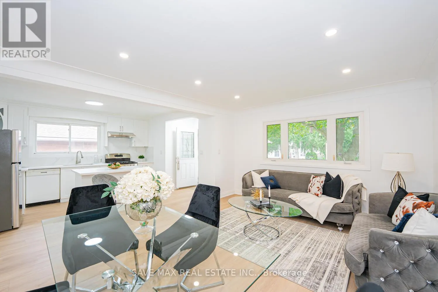 248 WEST 18TH STREET