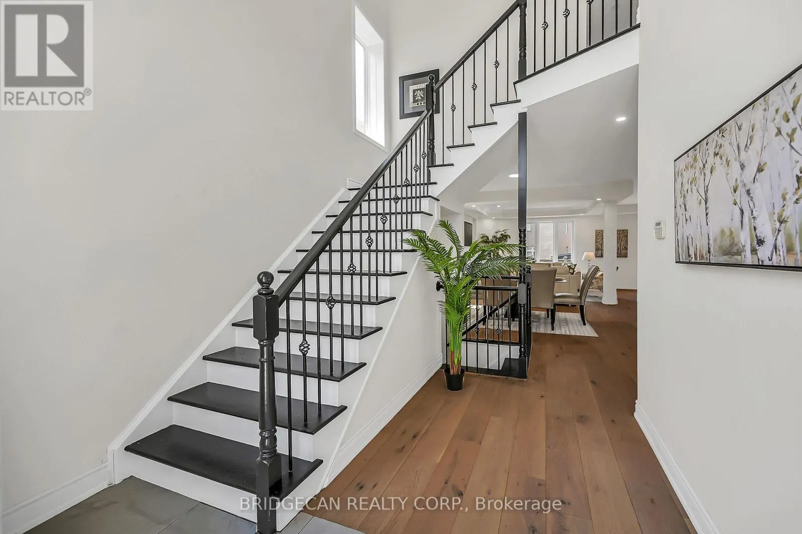 40 DAVINCI BOULEVARD