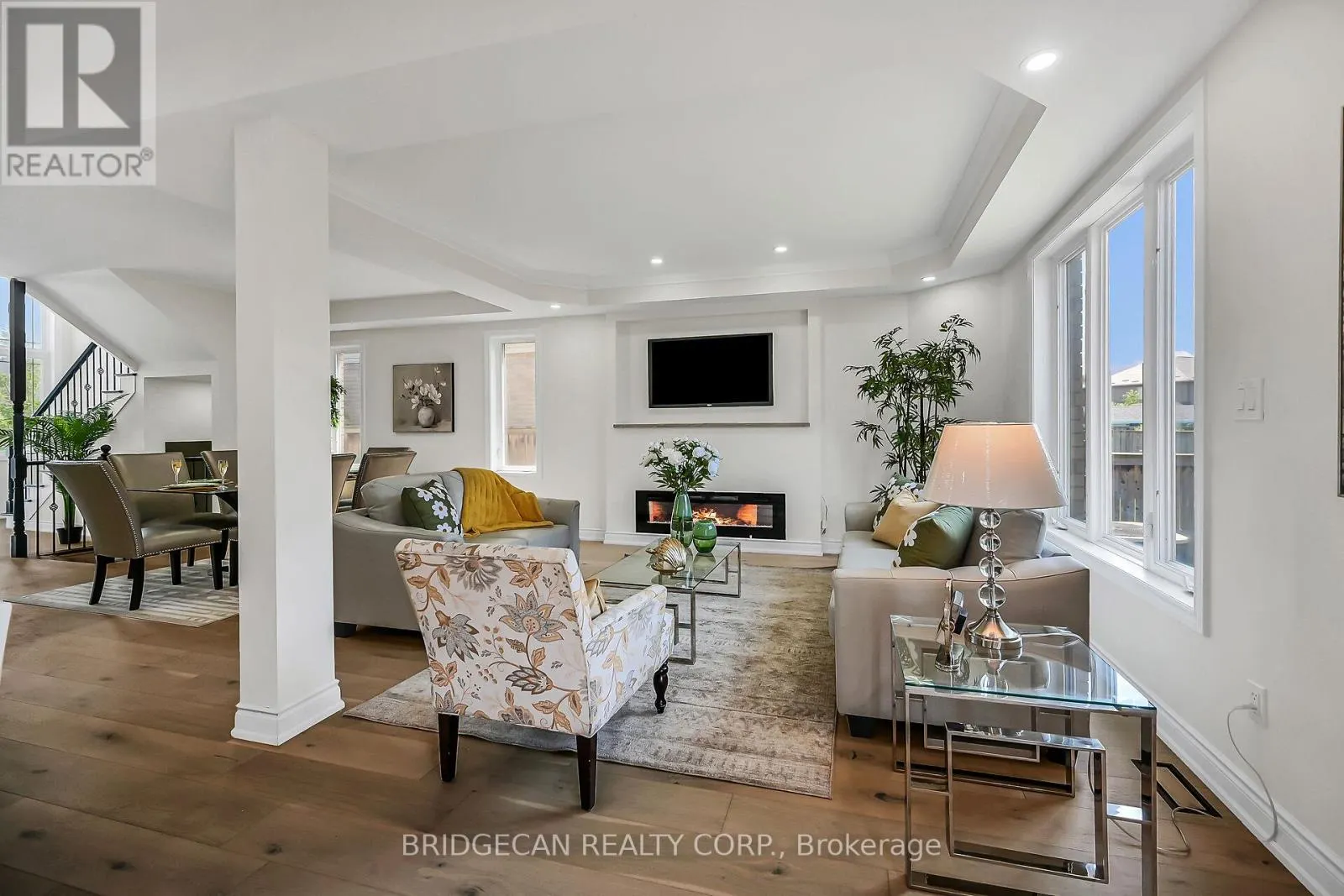 40 DAVINCI BOULEVARD