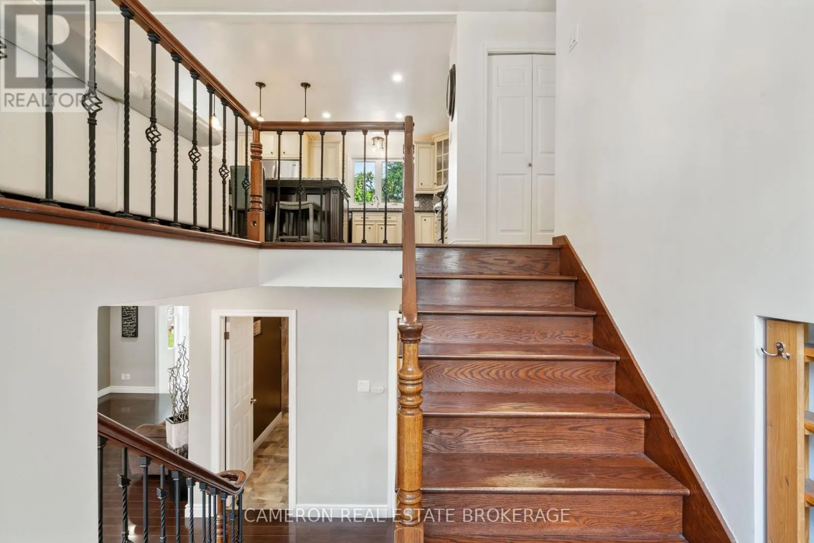 1507 CATHERINE STREET