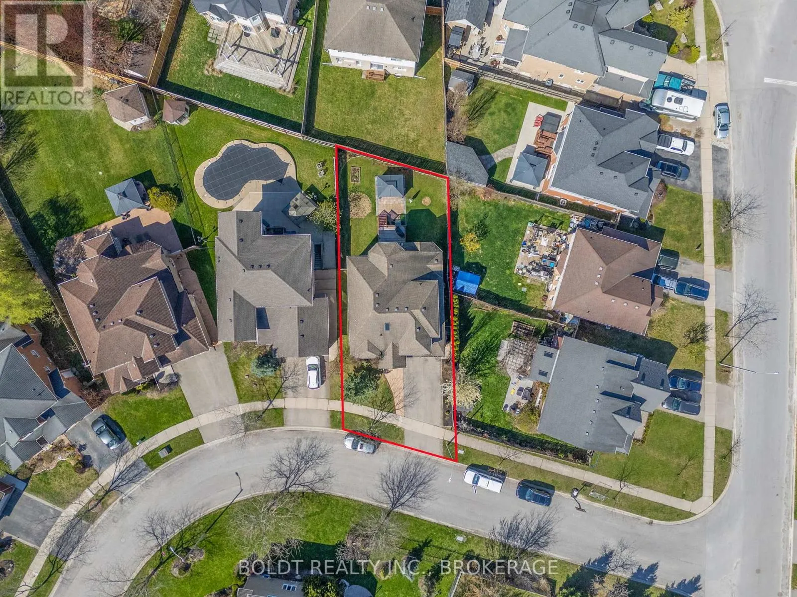 8114 WINDSONG DRIVE