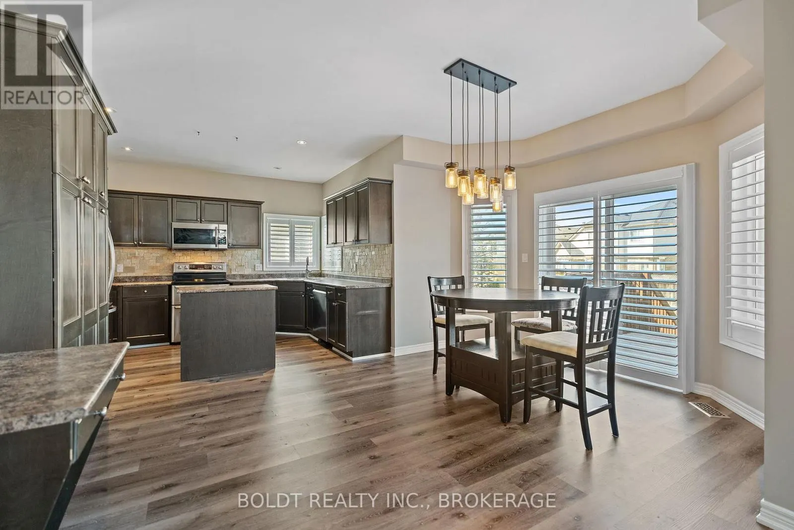 8114 WINDSONG DRIVE