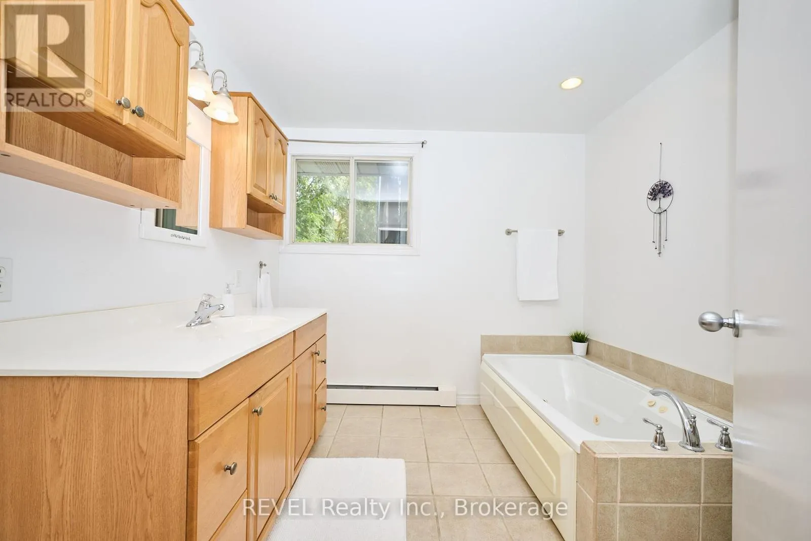 268 CANBORO ROAD