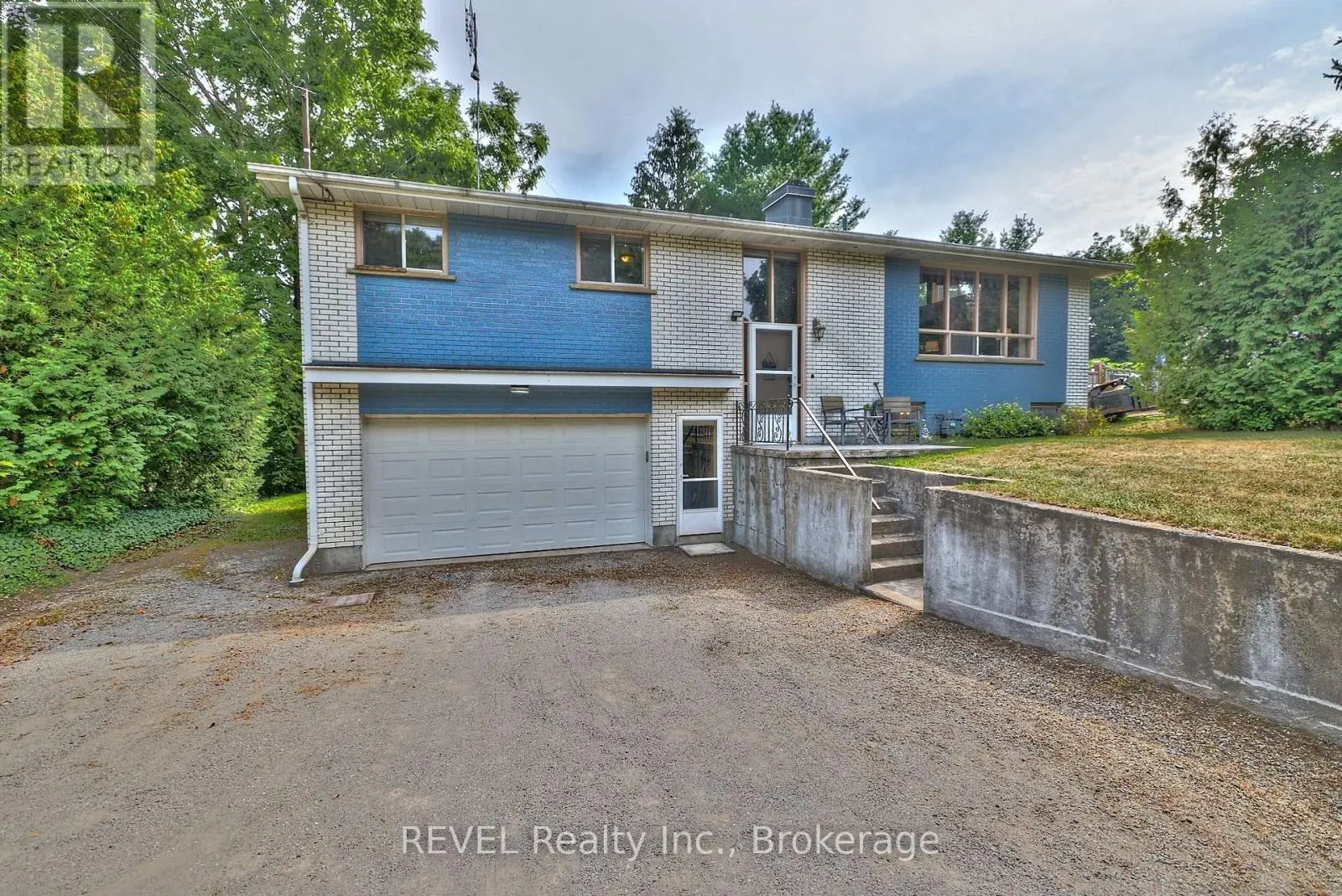 268 CANBORO ROAD