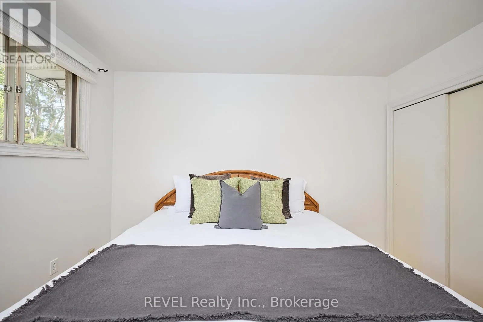 268 CANBORO ROAD