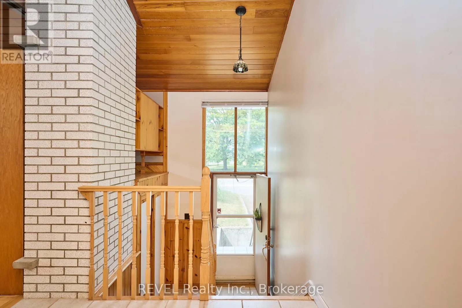 268 CANBORO ROAD