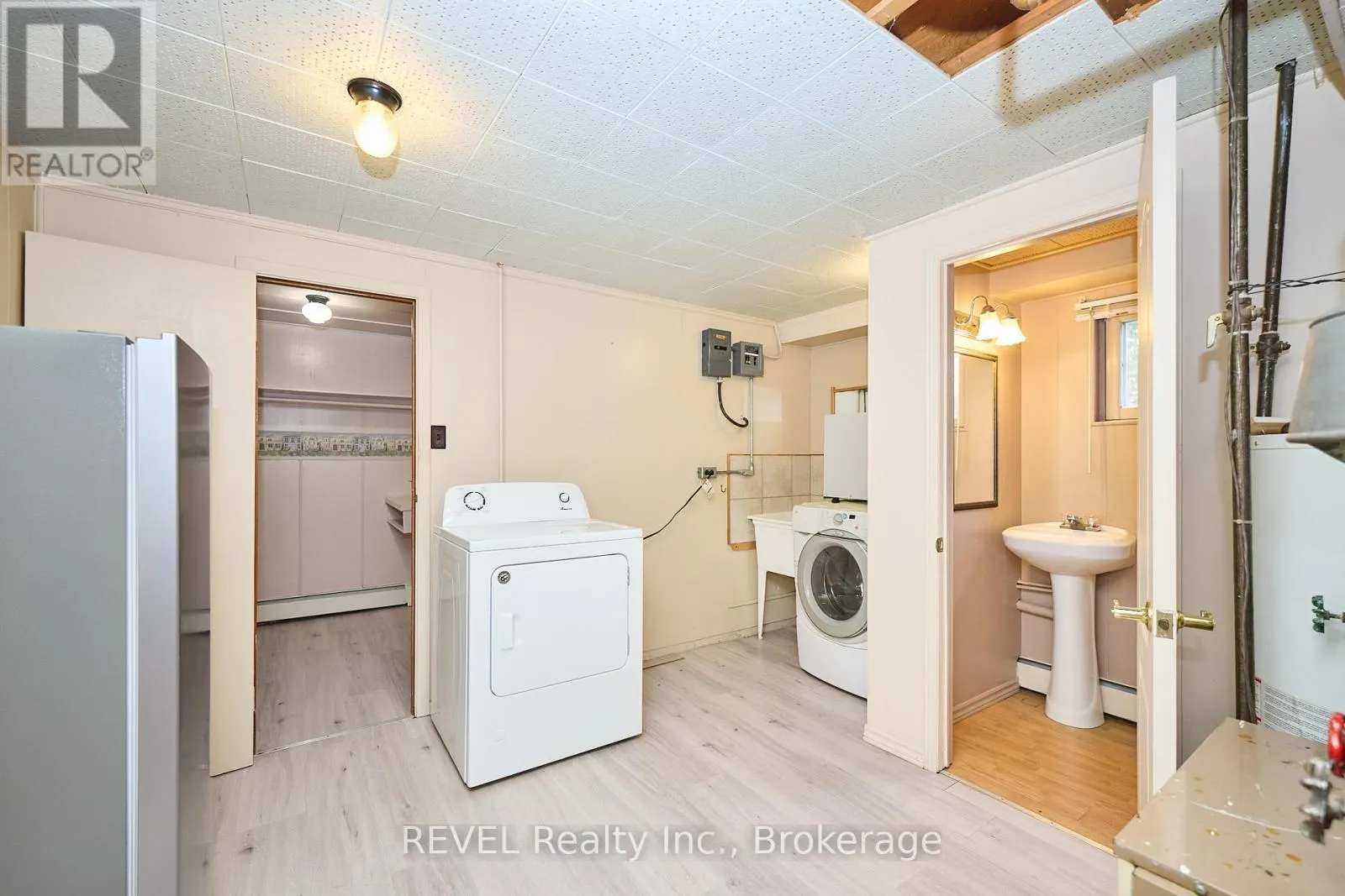 268 CANBORO ROAD