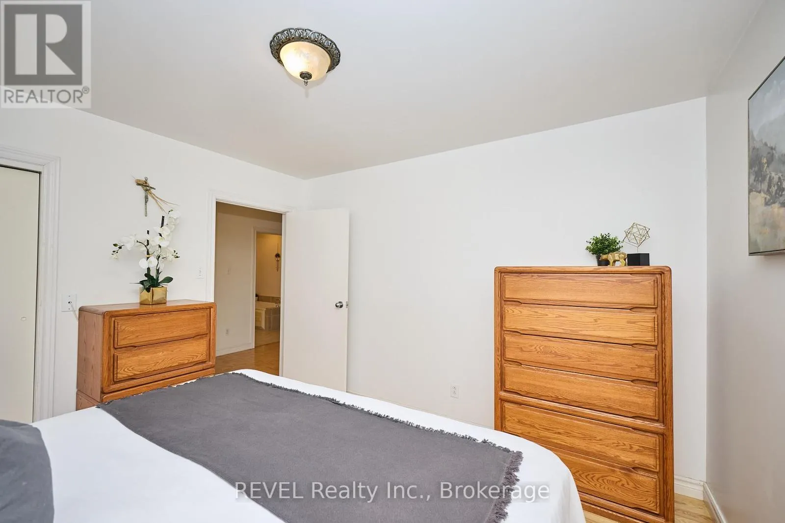 268 CANBORO ROAD