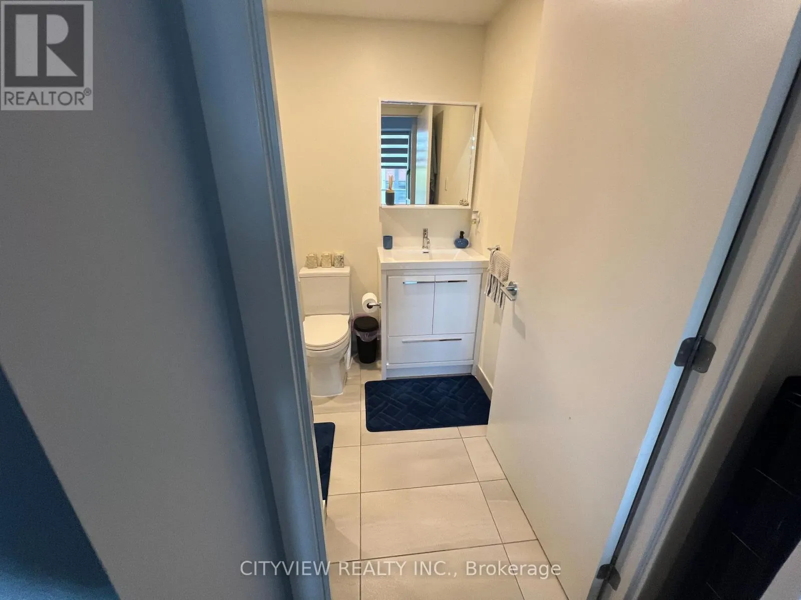 401 - 212 KING WILLIAM STREET