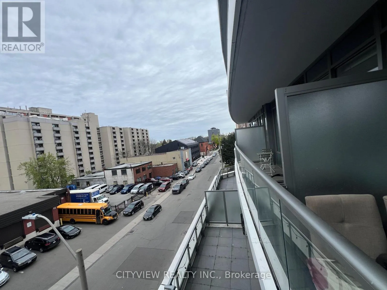 401 - 212 KING WILLIAM STREET