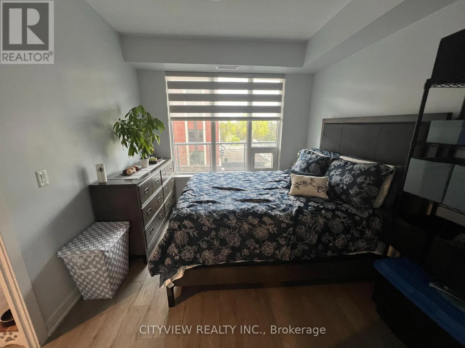 401 - 212 KING WILLIAM STREET