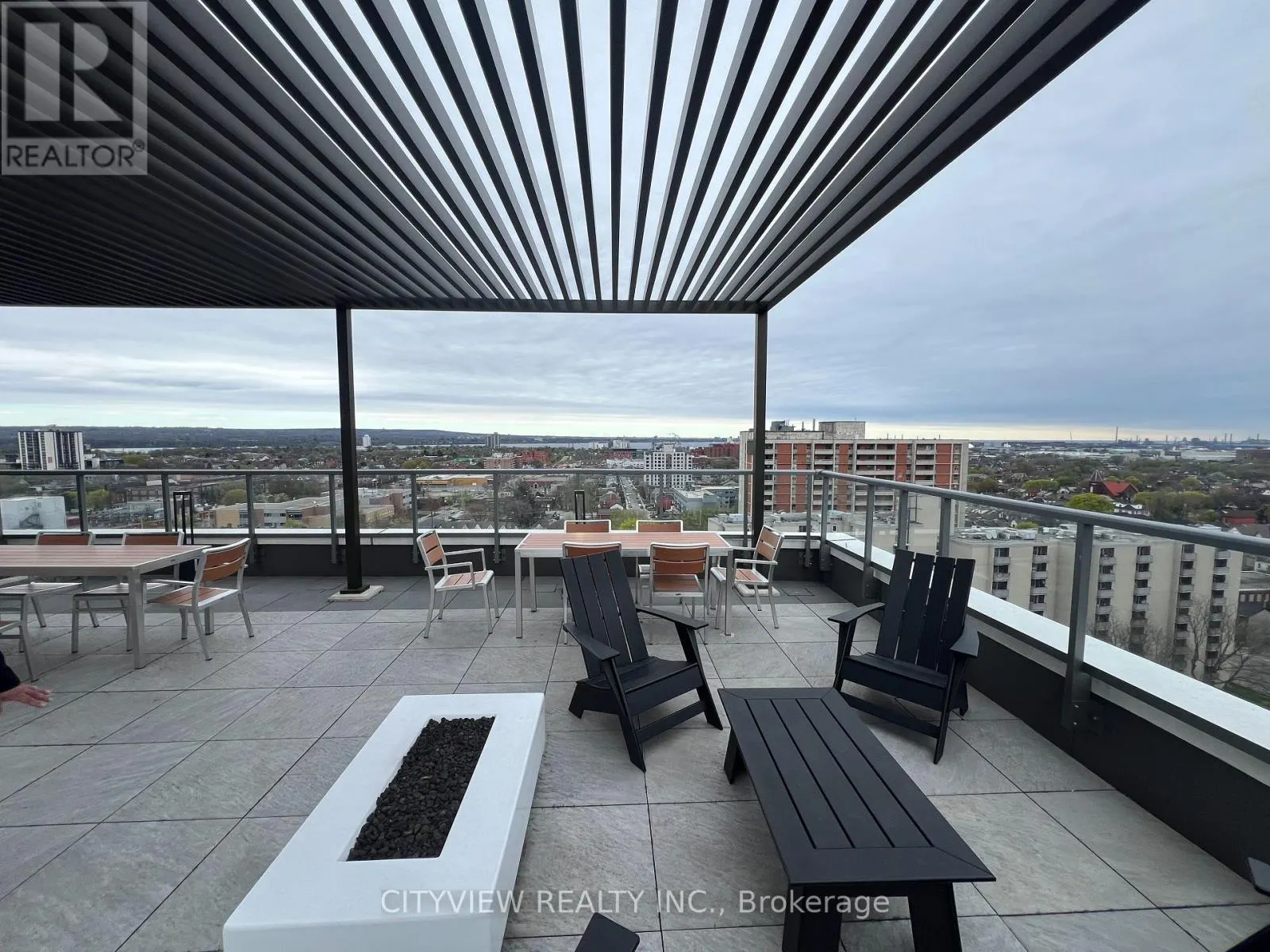401 - 212 KING WILLIAM STREET