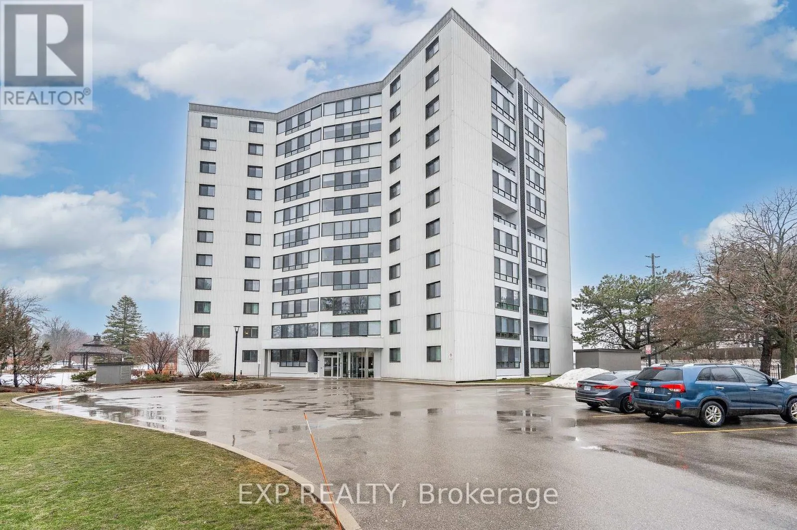 1106 - 250 GLENRIDGE DRIVE S