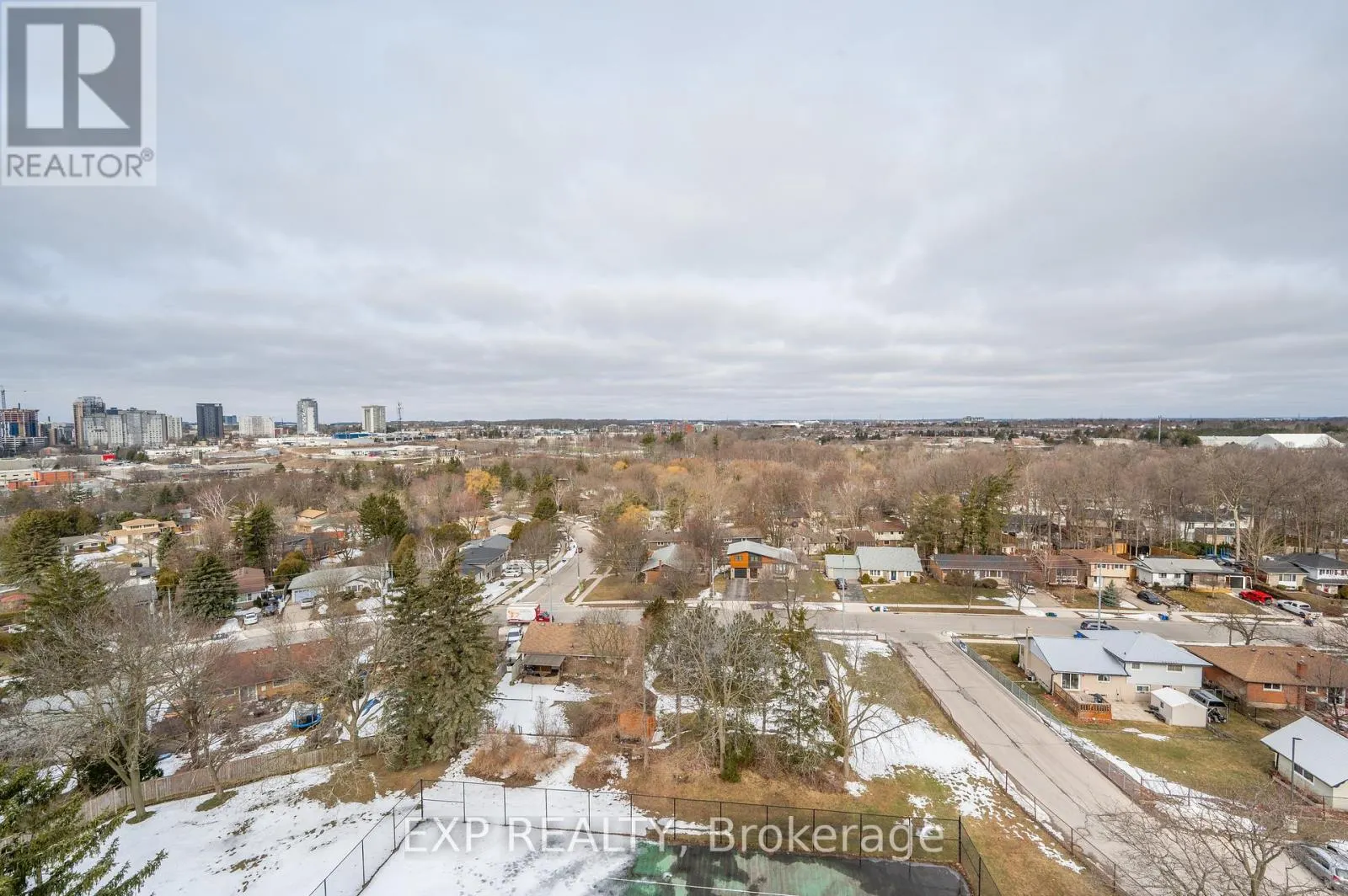 1106 - 250 GLENRIDGE DRIVE S